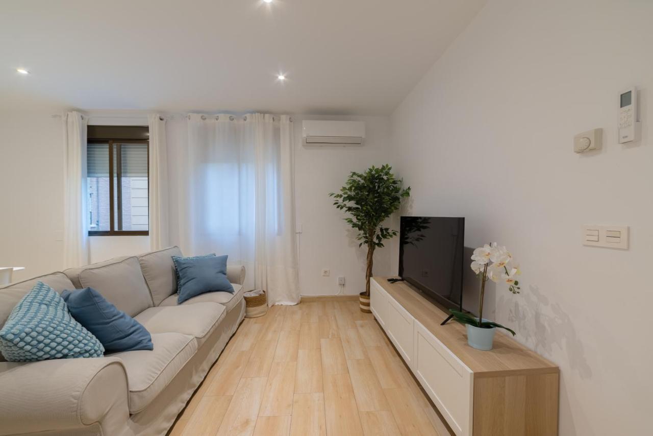 Trendyhomes Granada - Moderno Apartamento A 15 Minutos Del Centro エクステリア 写真